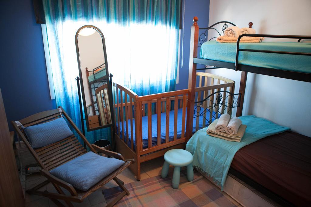 Aquarian Beachfront Apartment ラルナカ エクステリア 写真